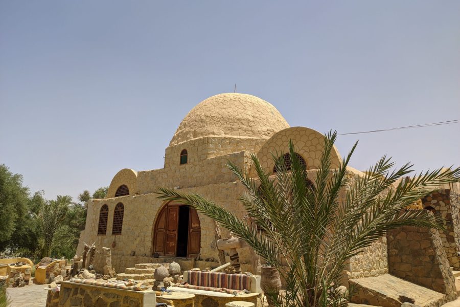 White Desert & Bahariya Oasis